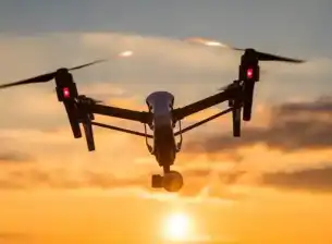 五部门力推具身机器人走进千家万户，2027年将现50个智慧数字城市